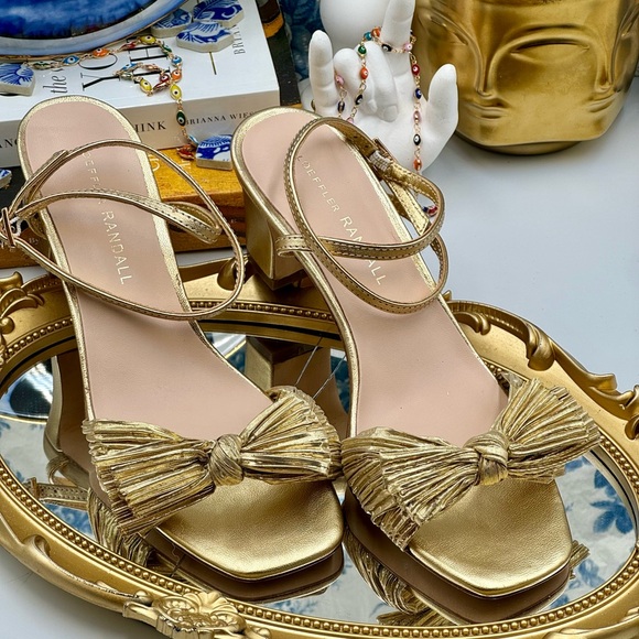 🆕 LOEFFLER RANDALL 🧿 NWOT Kimora Metallic Bow Ankle Strap Sandals, Gold Sz 7.5 - Picture 3 of 13